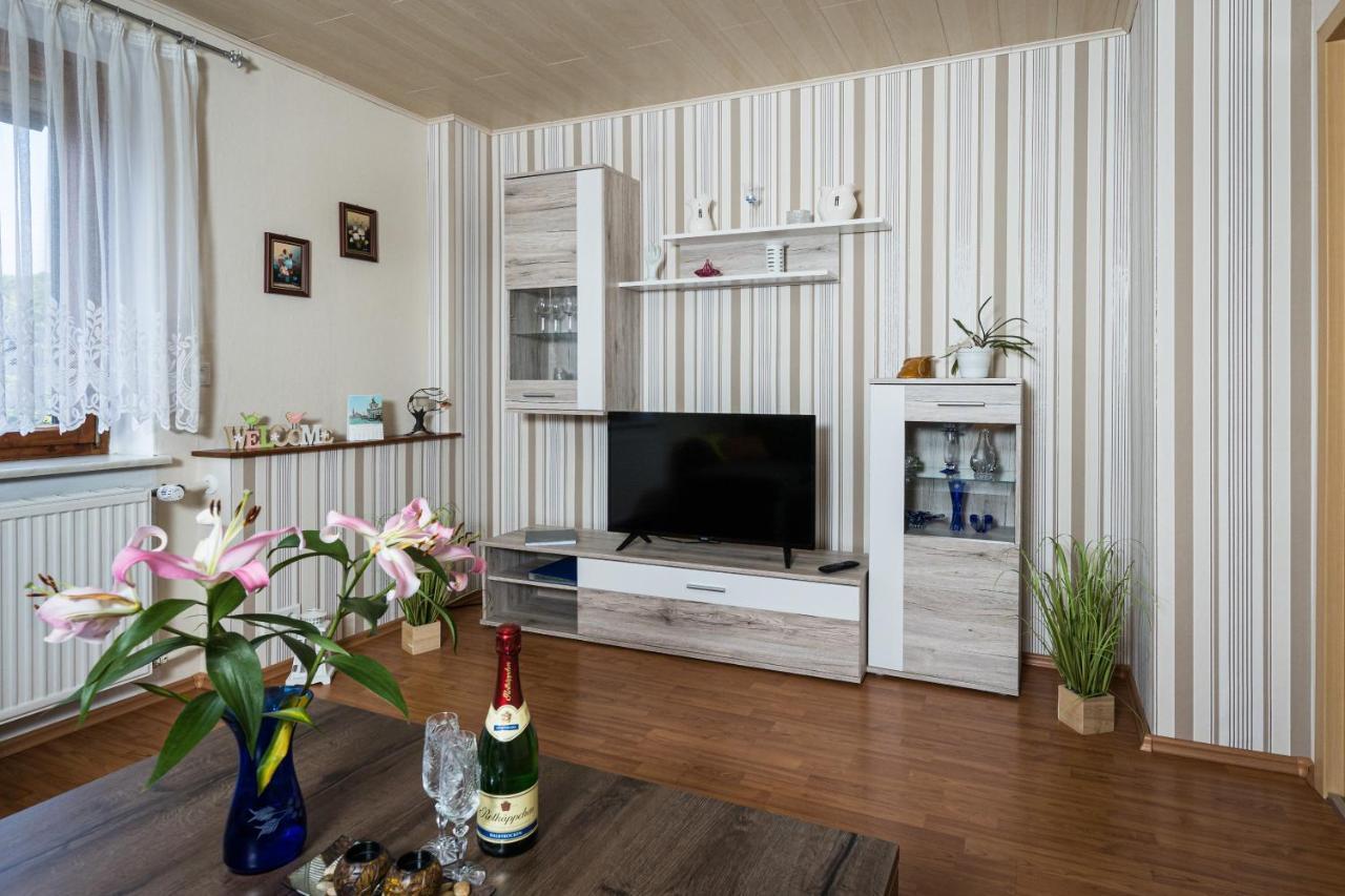 Ferienwohnung Am Stadtrand 安娜贝格-布赫霍尔茨 外观 照片